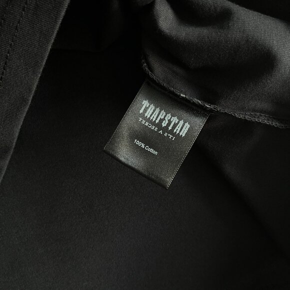 TRAPSTAR Fade T-Shirt in Black/Blue. - Picture 9 of 10